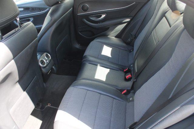 MERCEDES-BENZ E 220 d 4Matic Auto Business Sport