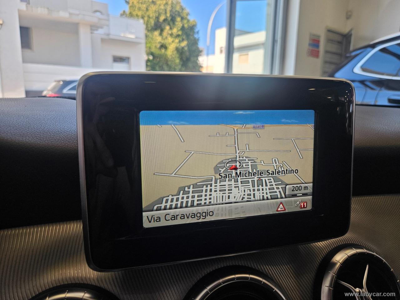 MERCEDES-BENZ CLA 200 CDI Premium
