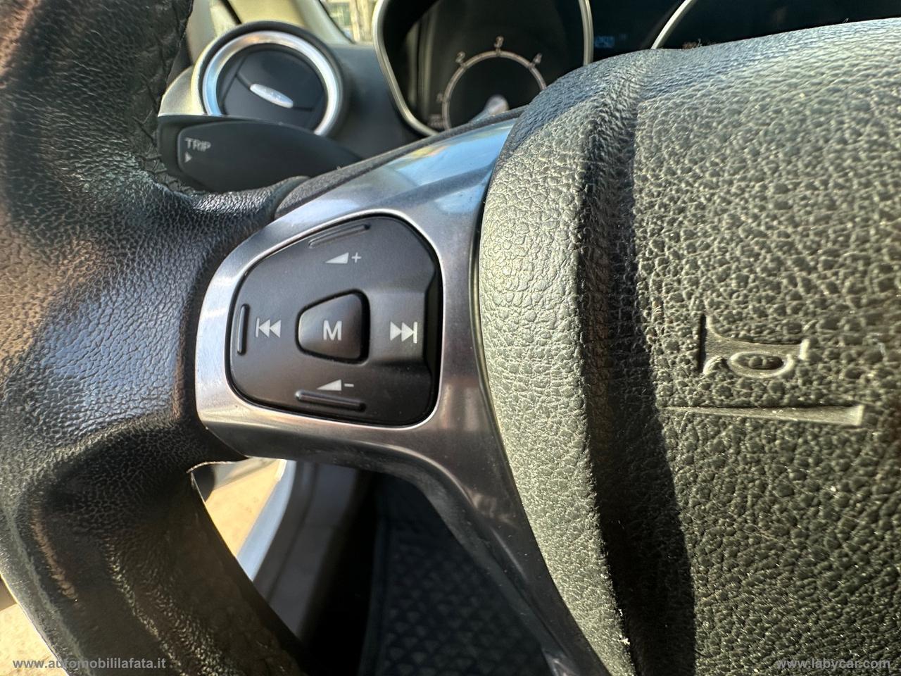 FORD Fiesta 1.5 TDCi 75 CV 5p. DIESEL CON GANCIO TRAINO