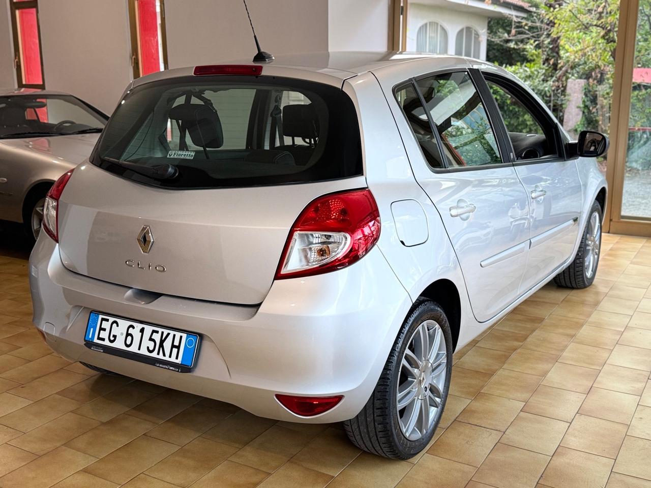 Renault Clio 1.2 16V 5 porte Live!