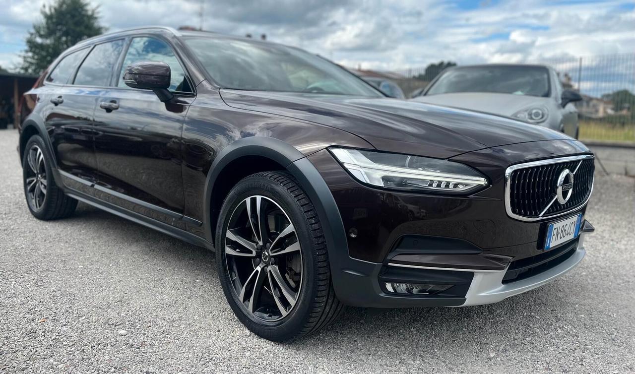 Volvo V90 Cross Country V90 Cross Country D4 AWD
