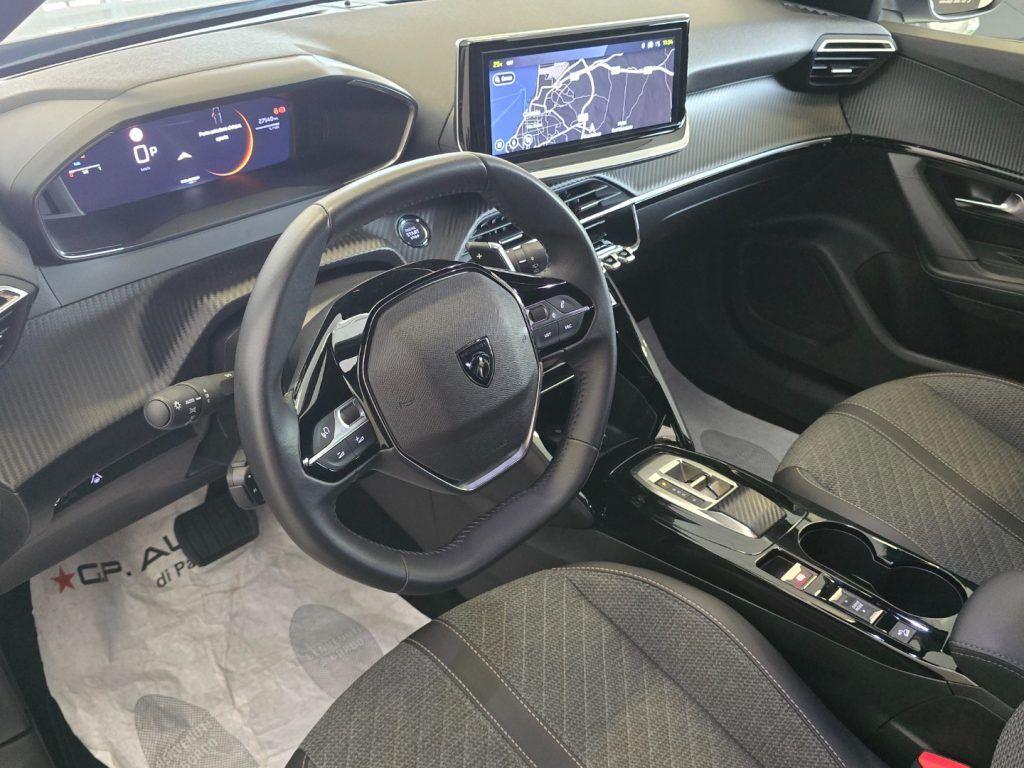 Peugeot 2008 Hybrid 145 e-DCS6 Allure
