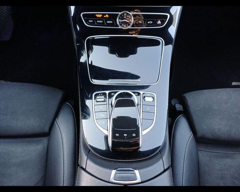 Mercedes-Benz Classe E E 220d 4Matic Premium