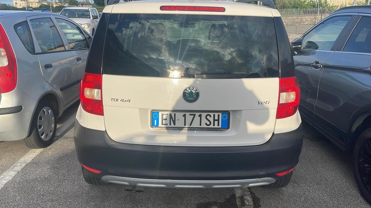 Skoda Yeti 2.0 TDI CR 140CV DSG 4x4 Elegance