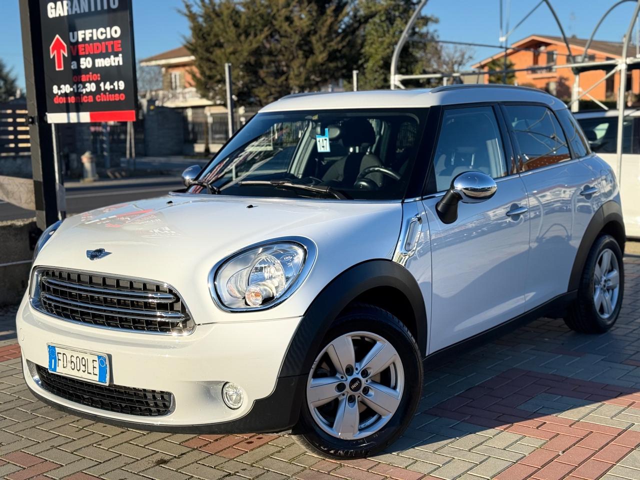 Mini Cooper D Countryman 1.6 One EURO6 NEOPATENTATI