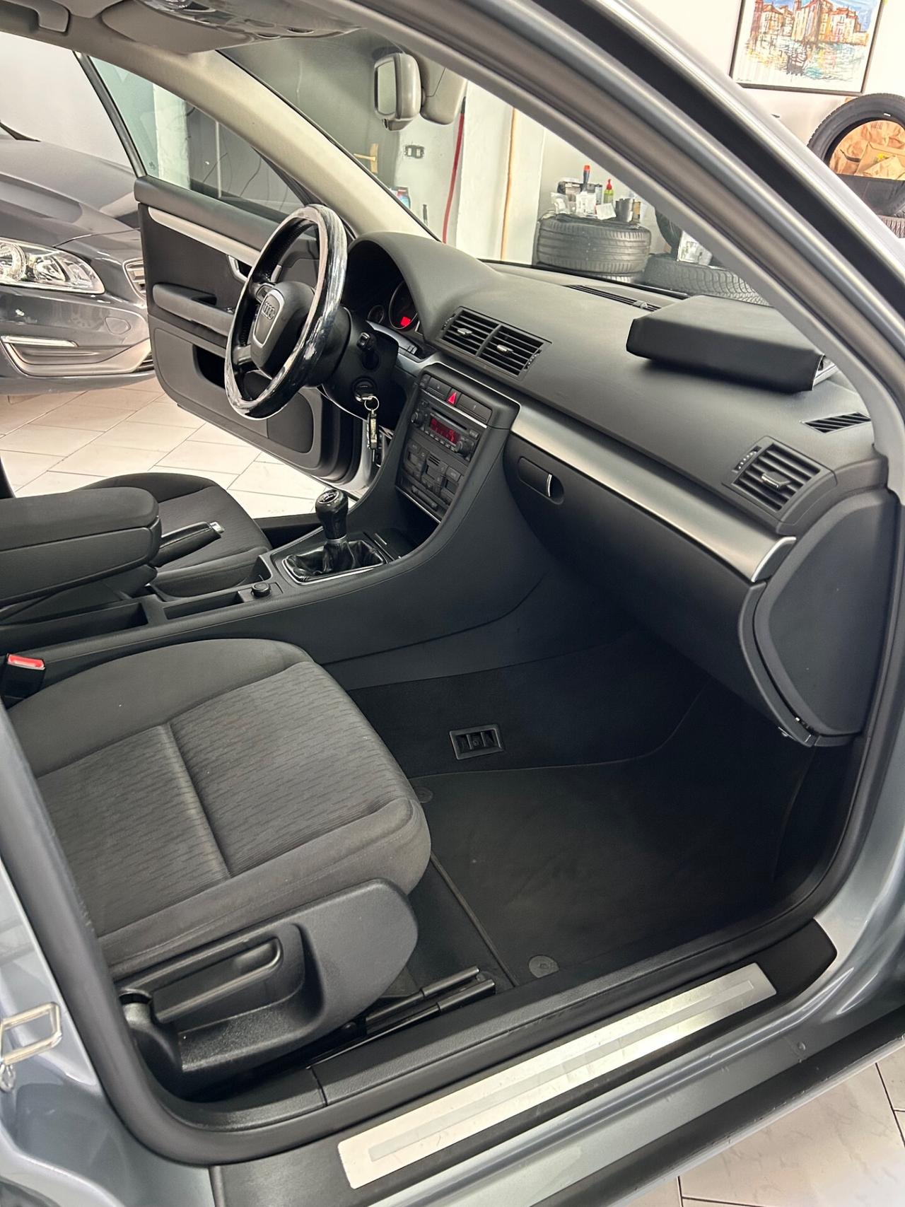 Audi A4 2.0 16V TDI Avant Top