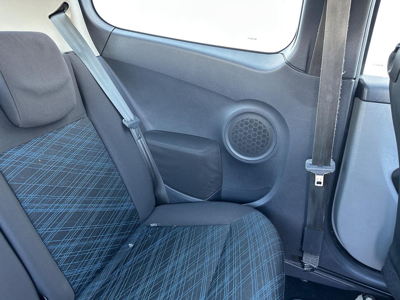 Renault Clio 1.2 16V 3 porte Neopatentati