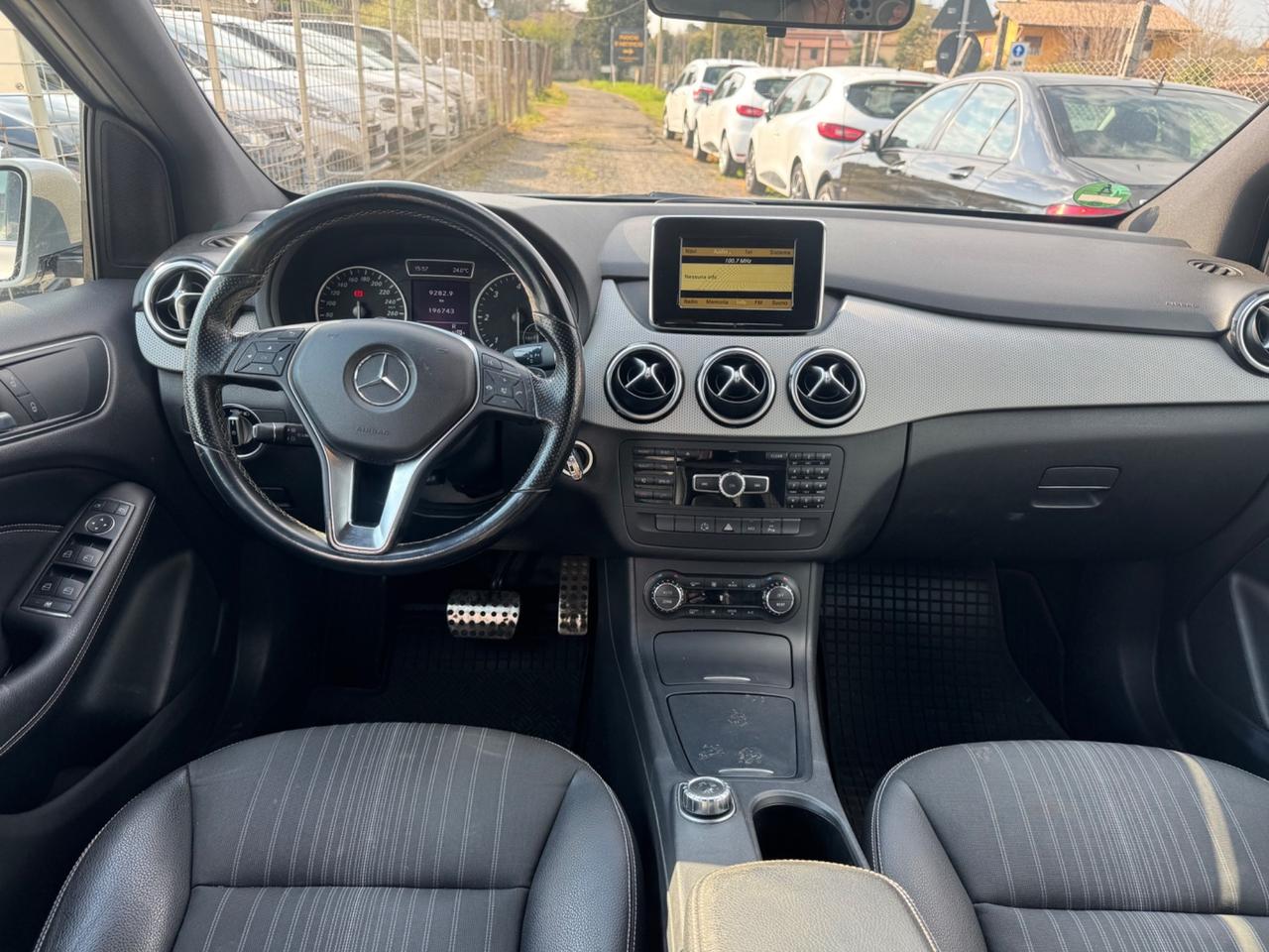 Mercedes-benz B 180 CDI BlueEFFICIENCY Premium