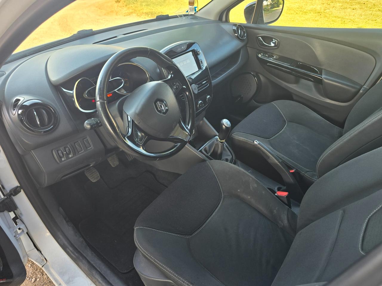 Renault Clio 1.2 16V 5 porte Dynamique