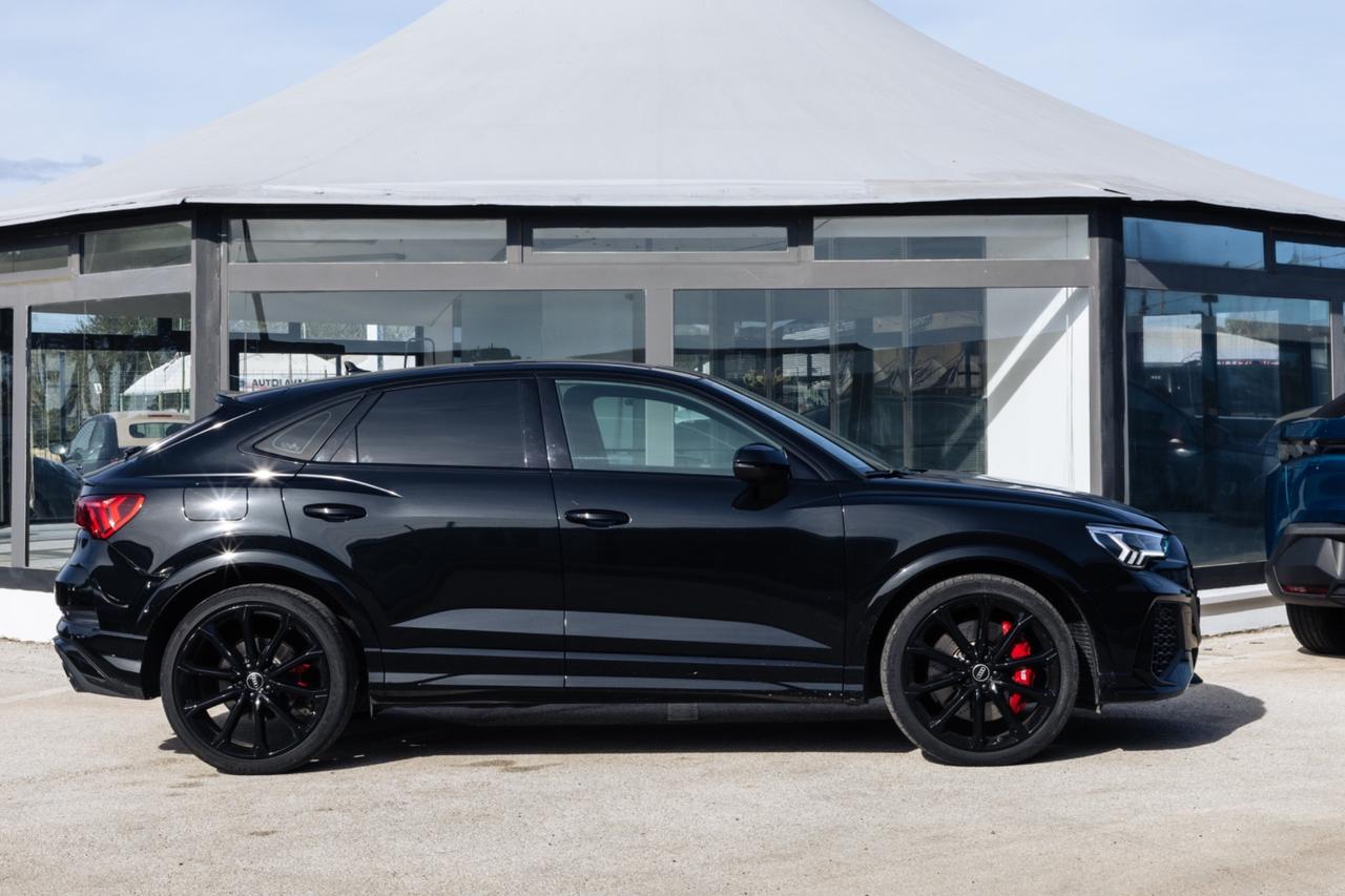 Audi RS Q3 Sportback 2.5 TFSI quattro - IVA DED. - 13.000KM