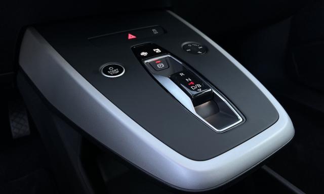 AUDI Q4 e-tron Advanced