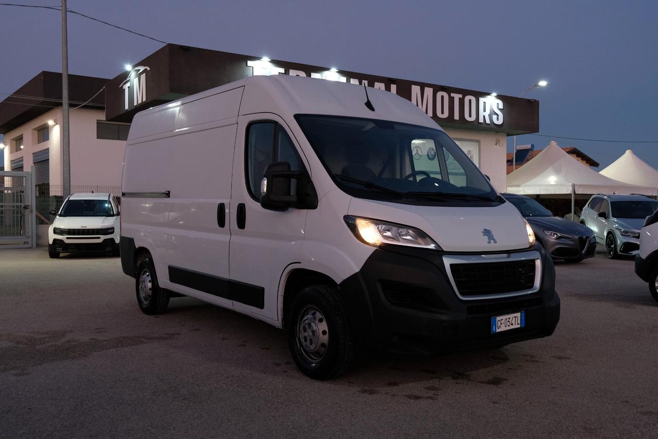 Peugeot Boxer 330 2.2 BlueHDi 140 S&S PC-TN Furgone