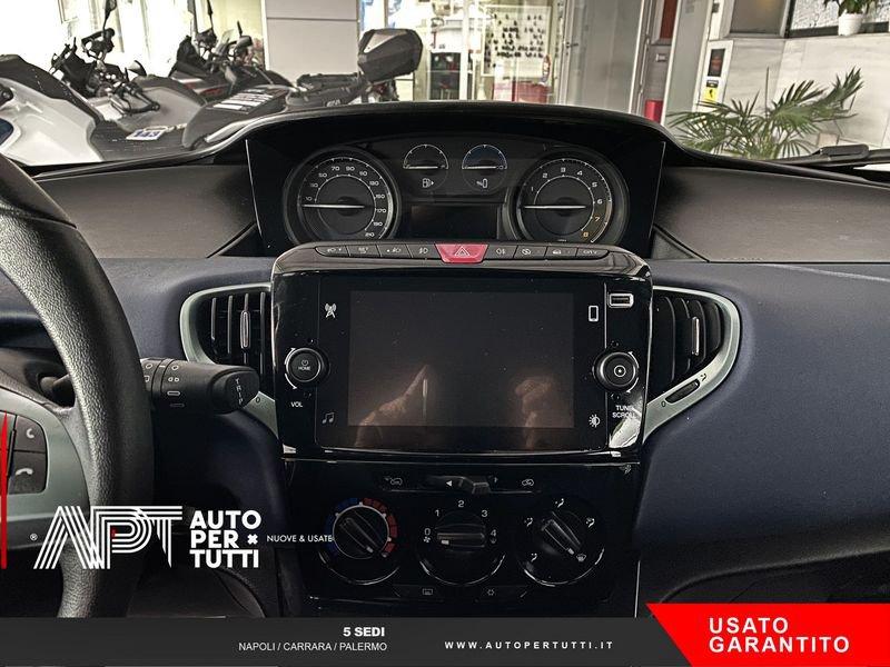 Lancia Ypsilon Ypsilon 1.0 firefly hybrid Platino s&s 70cv