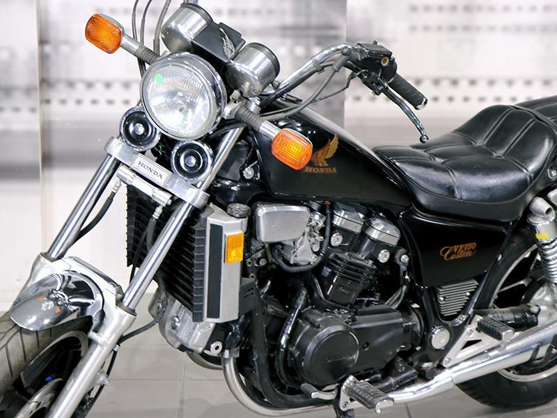 Honda VF 750 C