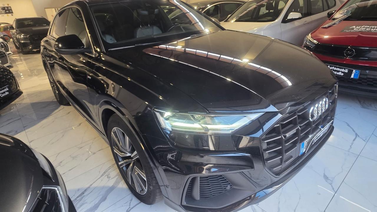 Audi Q8 50 TDI 286 CV quattro tiptronic S-LINE