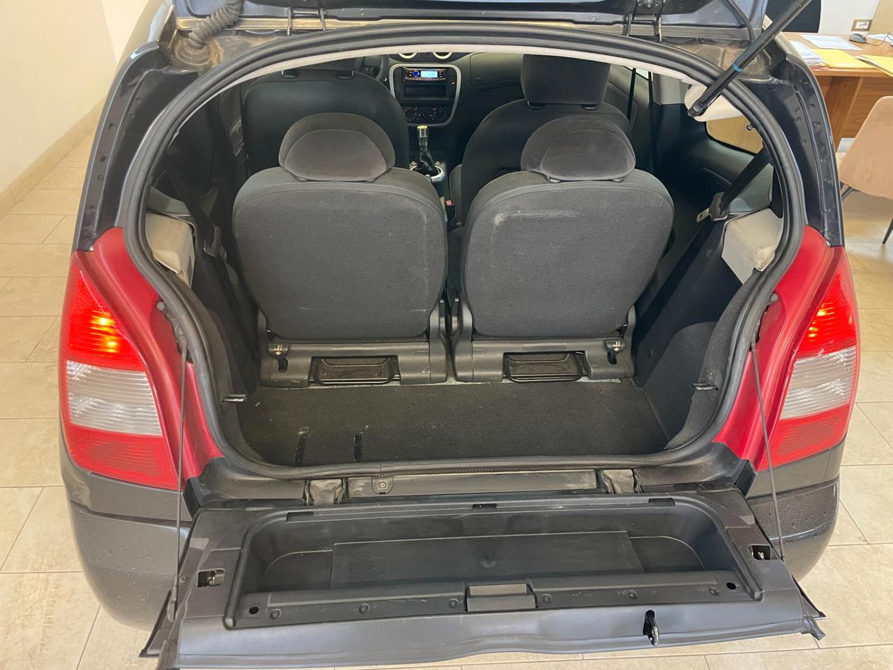 Citroen C2 1.1 121.00KM , Elegance CLIMA, SERVT, TAGLIANDATA NEOPATENTATI