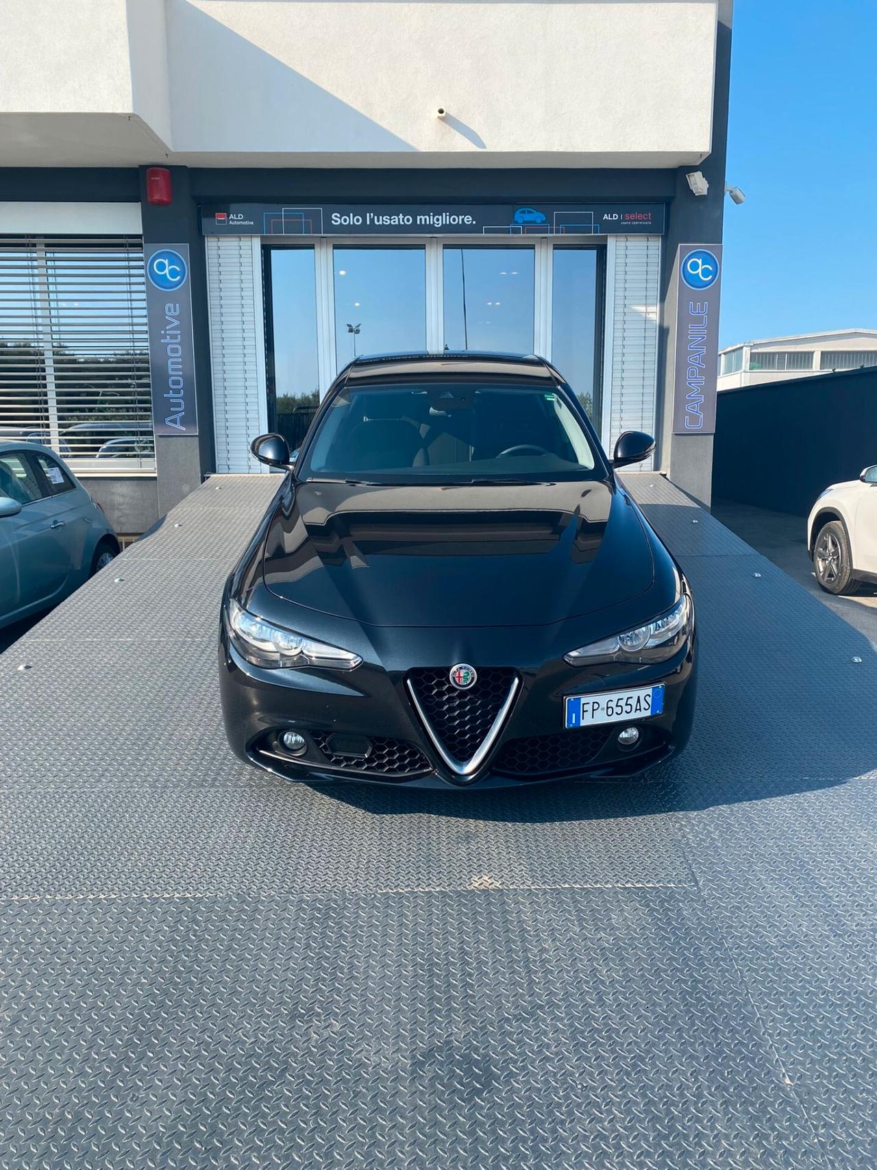 Alfa Romeo Giulia 2.2 Turbodiesel 150 CV Business Launch Edition