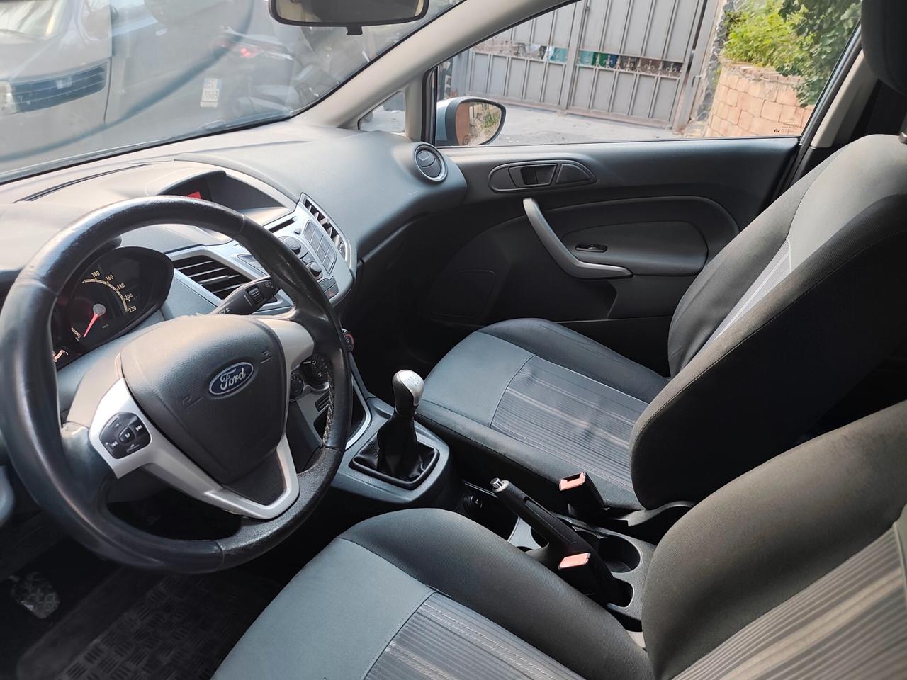 Ford Fiesta 1.2 82 CV 5 porte 2010