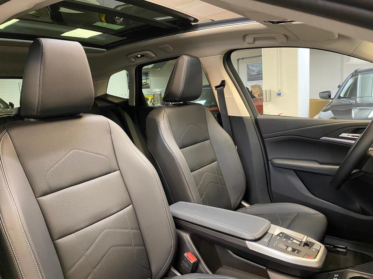 BMW 218i Active Tourer 136cv Luxury Line + tetto *2025