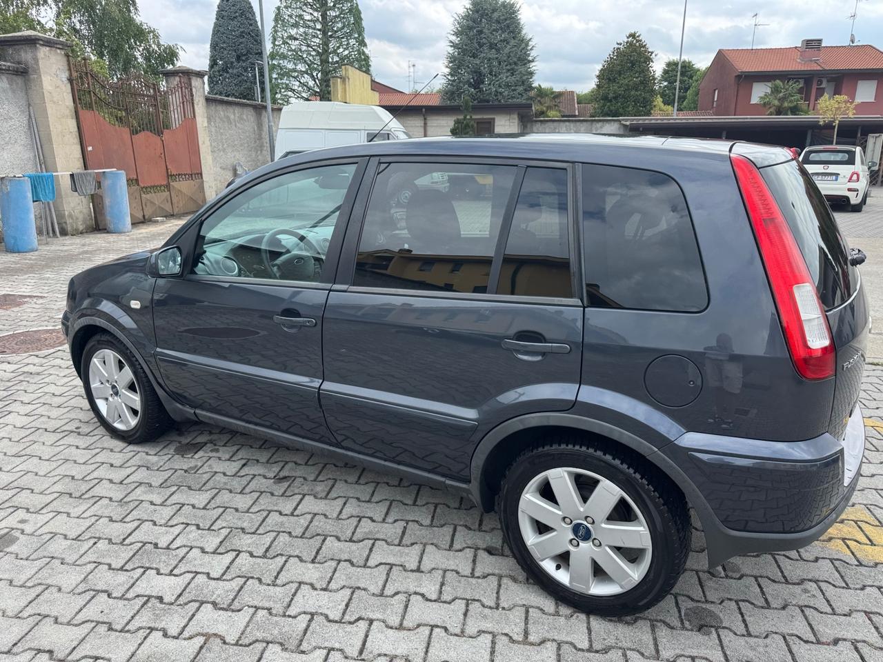 Ford Fusion 1.4 TDCi 5p. neopatentati