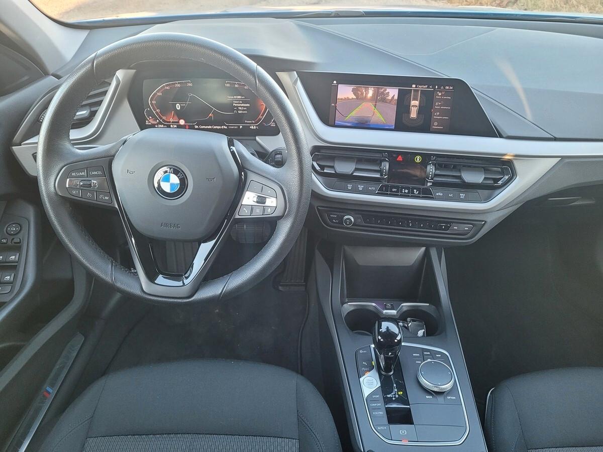 Bmw 116d 5p. Msport Exterior