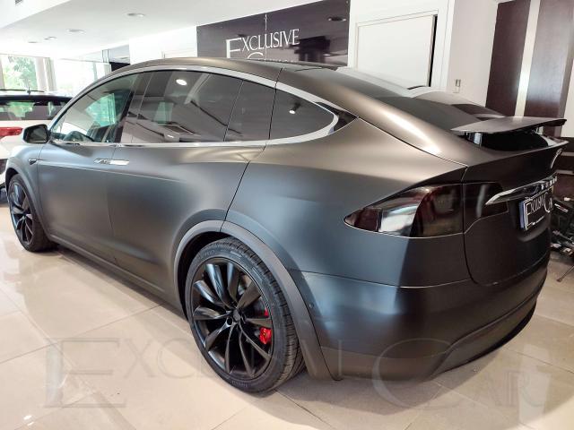 Tesla Model X 75D