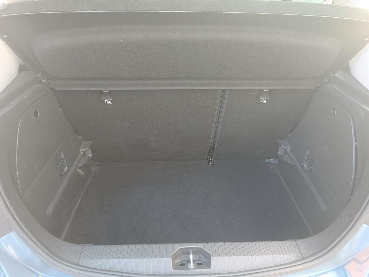 Opel Corsa 1.4 90CV GPL B-Color