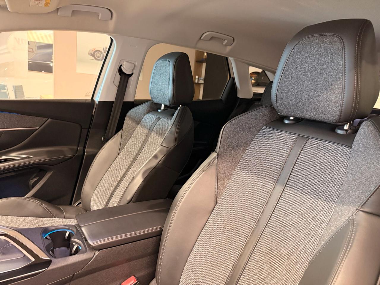 Peugeot 3008 BlueHDi 130 S&S Allure