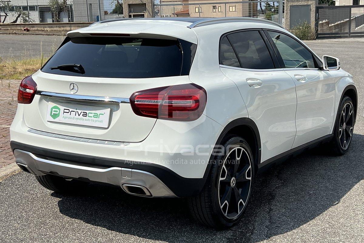 MERCEDES GLA 200 d Automatic Sport