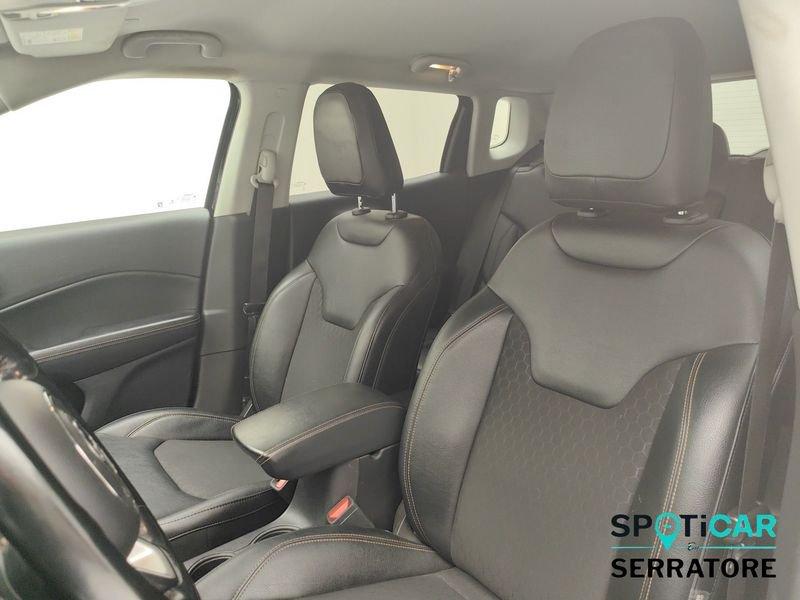 Jeep Compass II 2017 1.3 turbo t4 phev Limited 4xe at6