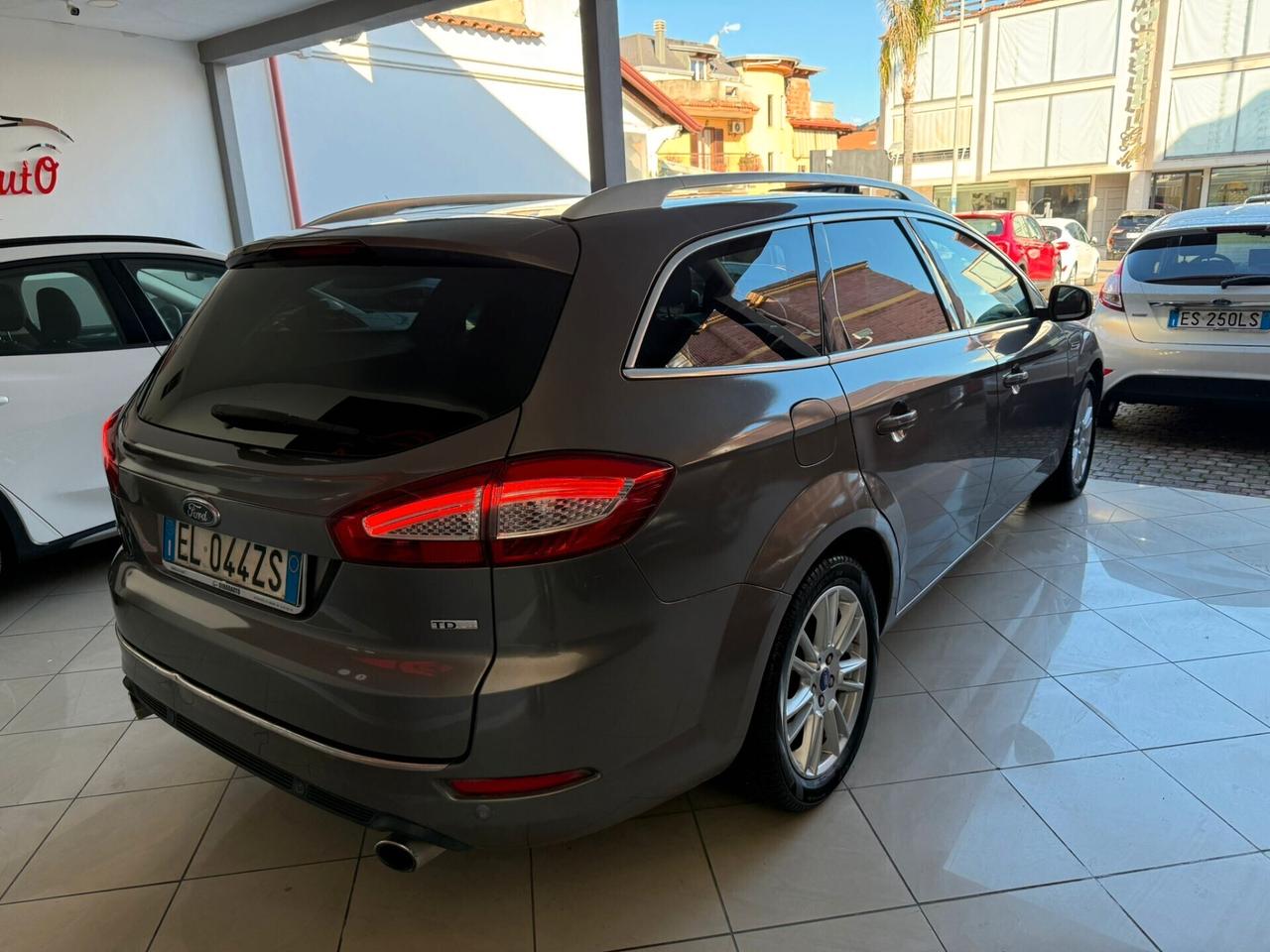 FORD MONDEO 2.2 DIESEL DEL NORD ITA 2011