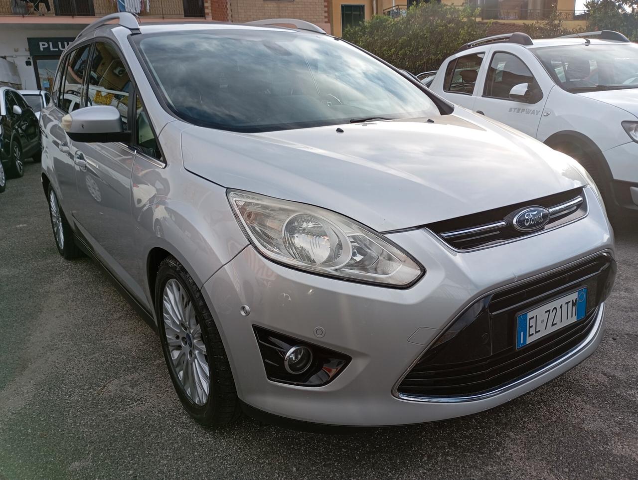 Ford C-Max7 1.6 TDCi 115CV Titanium