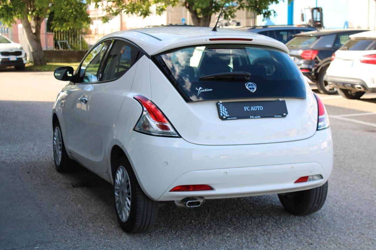 Lancia Ypsilon 1.2 69 CV 5 porte GPL Ecochic Gold