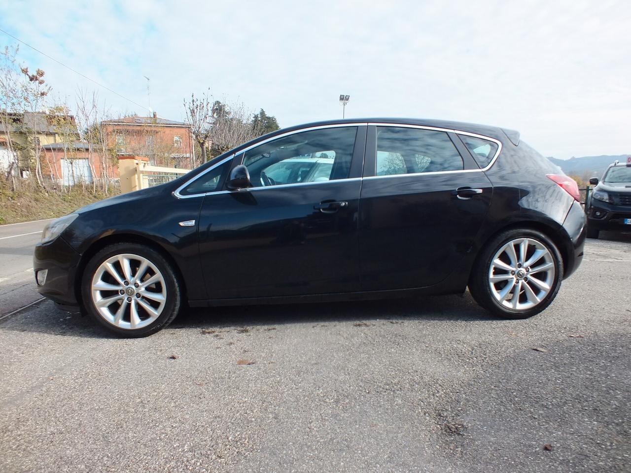 OPEL ASTRA 1.7 CDTI 110CV 5/P COSMO UNIPROPIETARIO