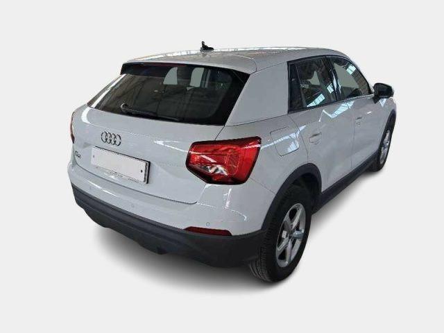 AUDI Q2 30 TDI Business