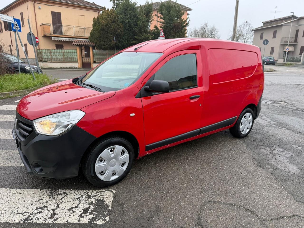 DACIA DOKKER 1.6 BENZINA GPL 2016