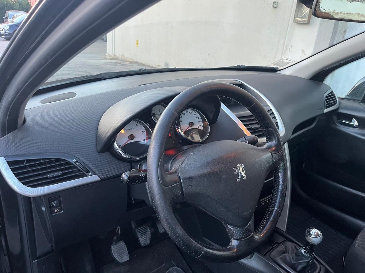 Peugeot 207 1.6 HDi 90CV 5p. XS