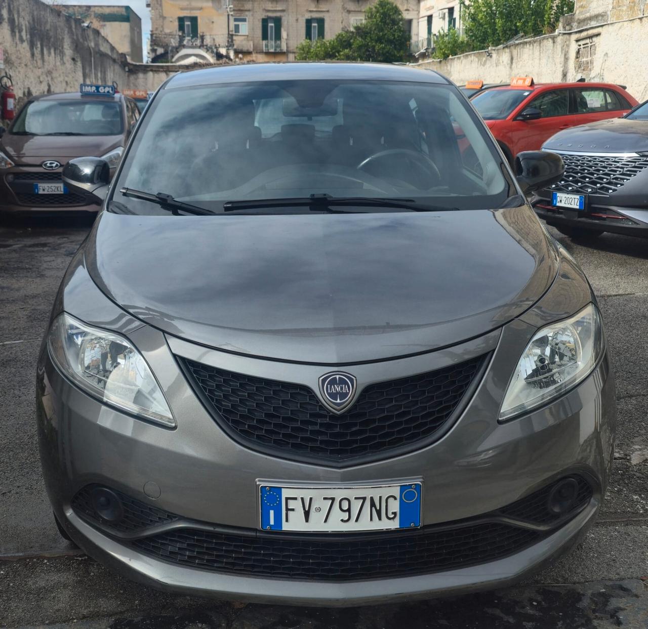 Lancia Ypsilon 1.2 69 CV 5 porte GPL Ecochic Gold