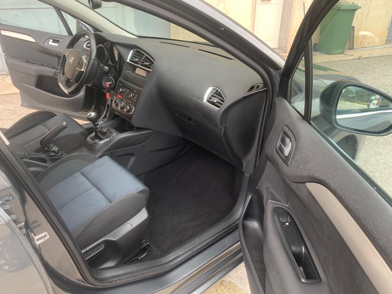 Citroen C4 1.6 e-HDi 115 Seduction