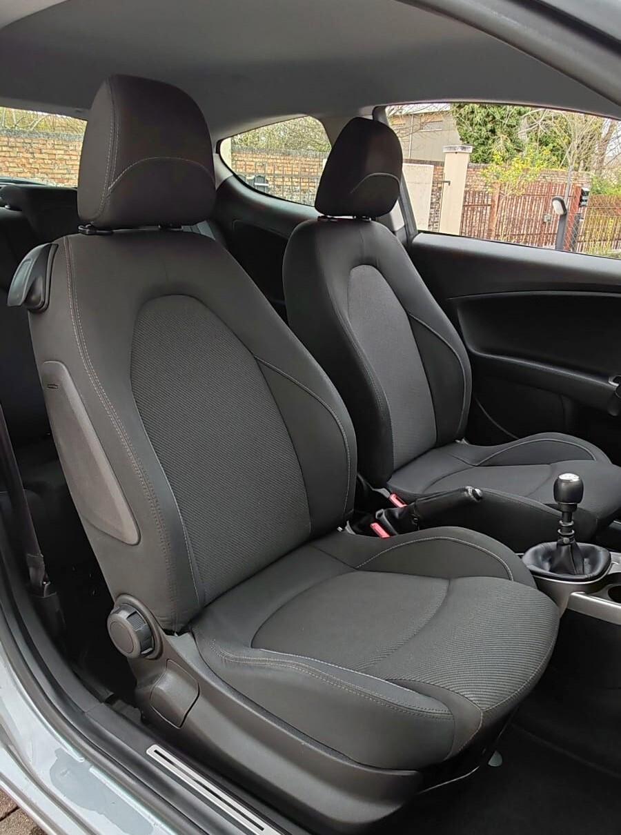 Alfa Romeo MiTo 1.6 JTDm-2 S&S Distinctive Sport Pack