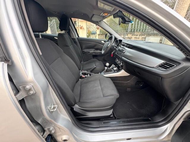 Alfa Romeo Giulietta 1.4 Turbo 120 CV Distinctive
