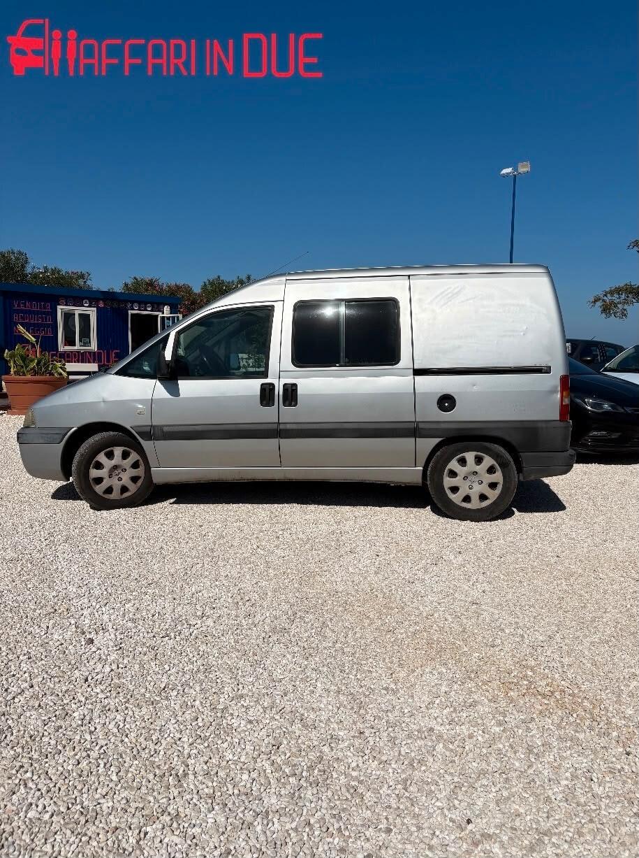 Peugeot Expert 2.0 HDi/109 cat PC Combi Mix AUTOCARRO 5 POSTI