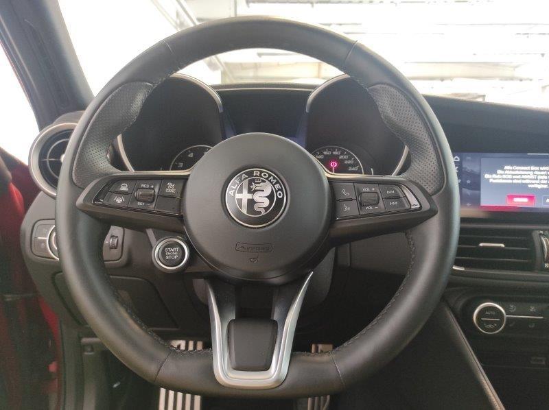 ALFA ROMEO Giulia (2016) - Giulia 2.0 Turbo 280 CV AT8 AWD Q4 Ti