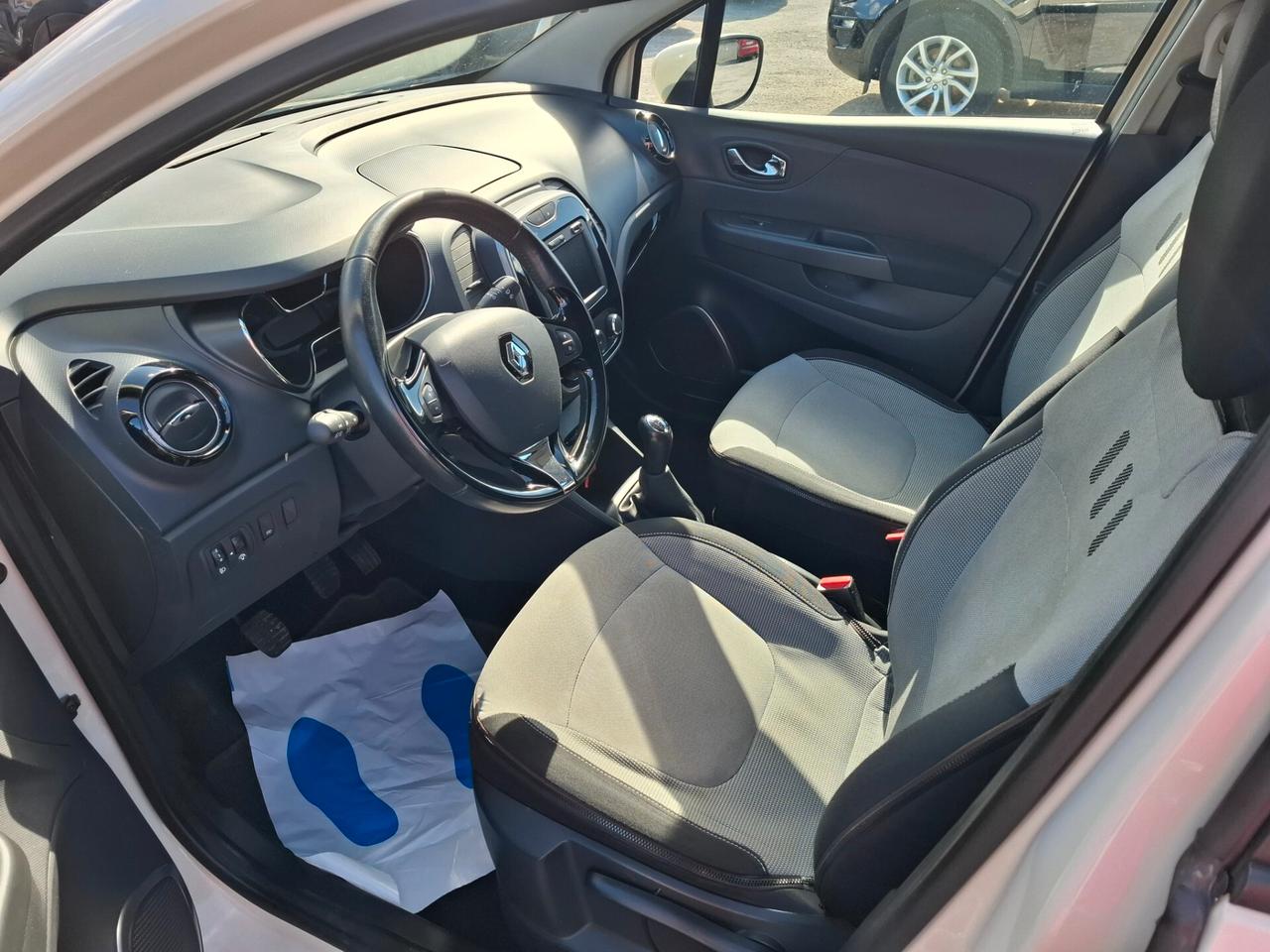 Renault Captur 1.5 dCi 8V 90 CV anno 2013