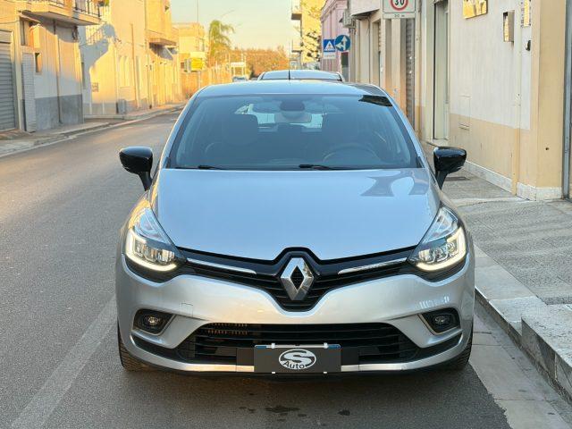 RENAULT Clio 1.5dCi 75CV Moschino Life