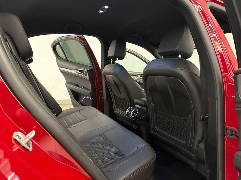 Alfa Romeo Stelvio 2.2Turbodiesel 160CV AT8RWD Sprintanche a320€