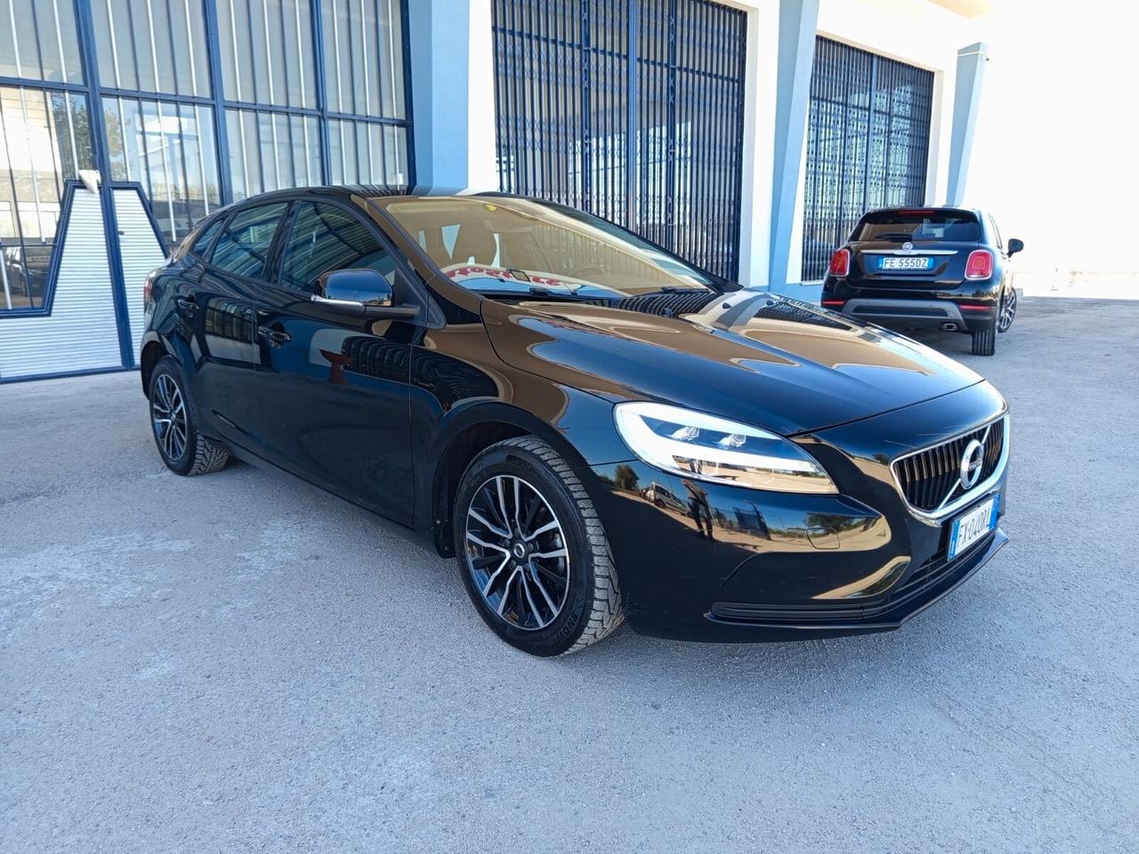 Volvo V40 D2 Business Plus