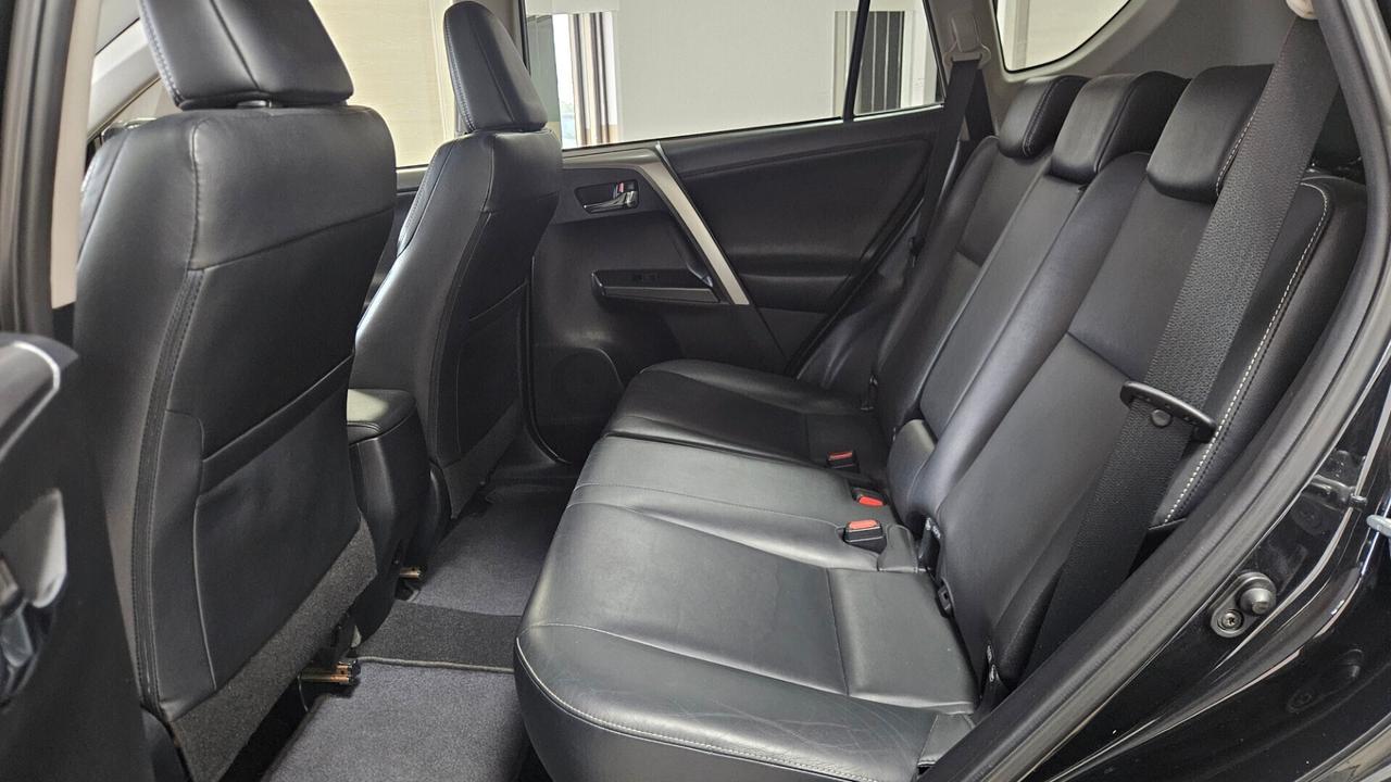 Toyota RAV 4 RAV4 2.0 D-4D 2WD Lounge