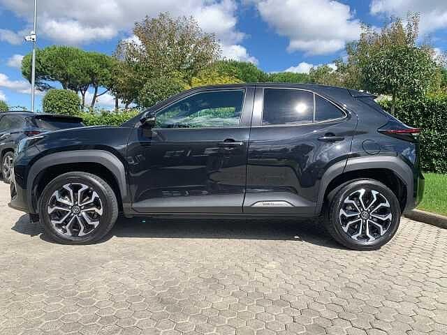 Toyota Yaris Cross 1.5 Hybrid 5p. E-CVT AWD-i Trend