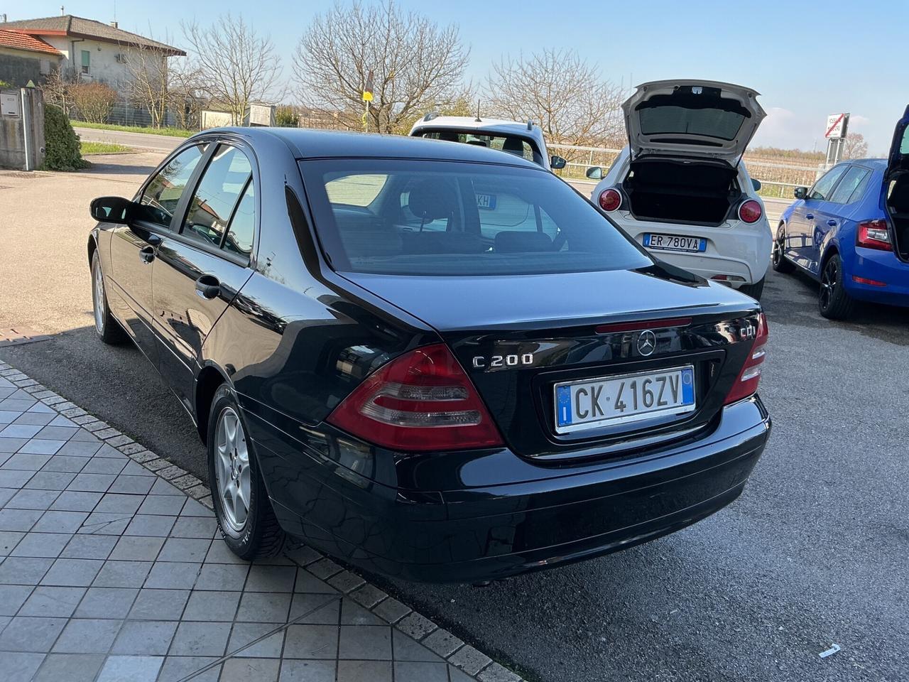 Mercedes-benz C 200 2.1 Diesel